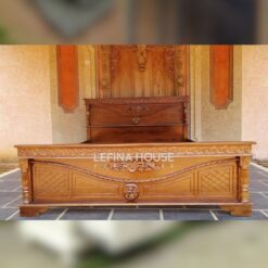 Tempat tidur model Davinsi dengan detail tambang dari kayu jati eksklusif