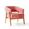 Kursi pink modern dari kayu jati solid.
