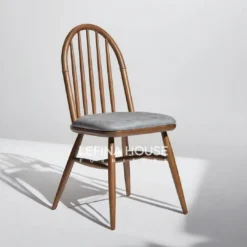 Kursi makan jati sandaran ruji melengkung dengan warna walnut, desain minimalis retro