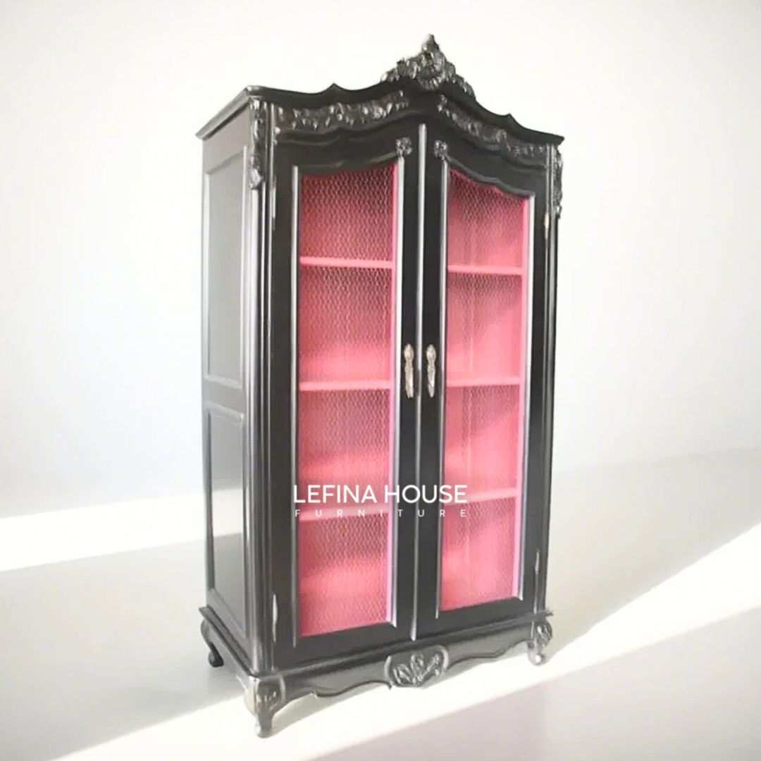 Lemari pajangan kaca kayu jati warna hitam kombinasi merah - Mebel Jepara Lefina House