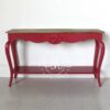Meja Konsol Merah Maroon Kaki Lengkung Klasik Elegan