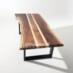 Meja Makan Kayu Trembesi Live Edge