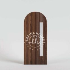 Pintu lengkung jati dengan sisi kaca desain megah arsitektural untuk pintu utama