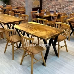 Set kursi cafe jati model ruji dengan 4 dudukan