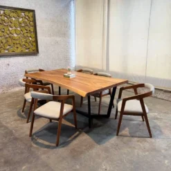 Alternative view of Meja Makan Minimalis Kayu Jati Solid Kaki Besi Modern