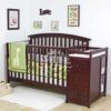 Tempat Tidur Bayi Multifungsi klasik warna Coklat Tua dengan meja ganti dan laci.