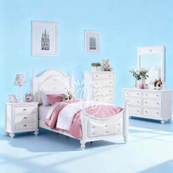 Kamar set anak perempuan