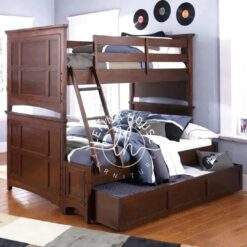 Tempat tidur tingkat YOTT138 dari jati dengan ranjang bawah lebih lebar dan laci.