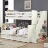 Tempat tidur tingkat YOTT158 warna putih dengan tangga laci dan laci bawah.