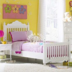 Tempat Tidur Putih Desain Cantik