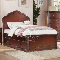 Ranjang Kayu Klasik Ukir Elegan