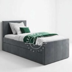 Ranjang tingkat putih dengan tangga laci