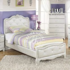 Ranjang tingkat putih dengan sorong bawah