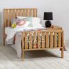 Ranjang kayu natural headboard garis